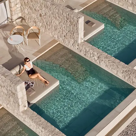 Civitas Milos Hotel *