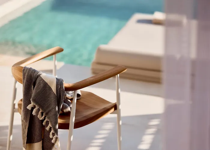 Civitas Milos Otel Adamantas (Milos)